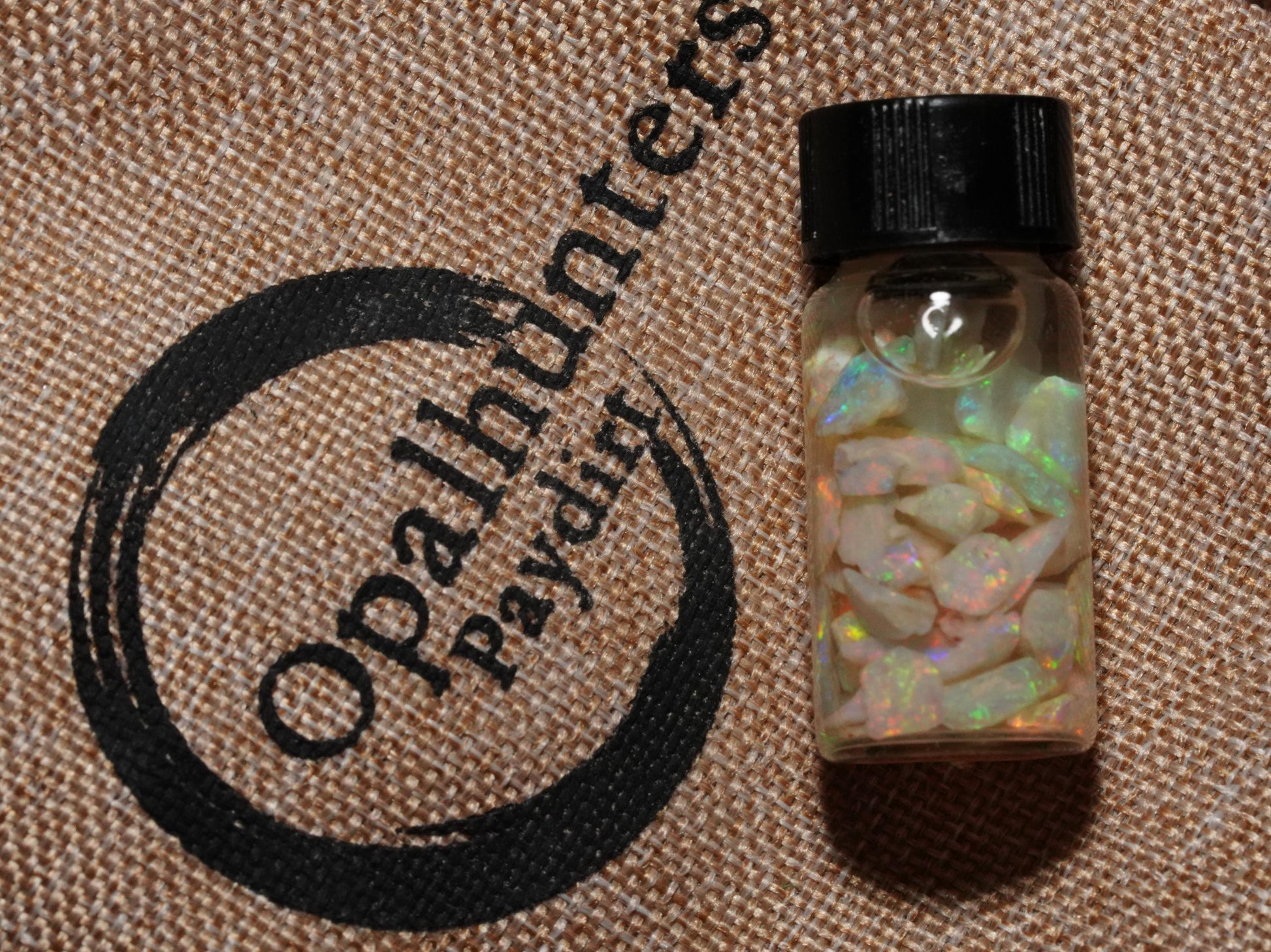 Opal Hunters Paydirt / Opal Paydirt