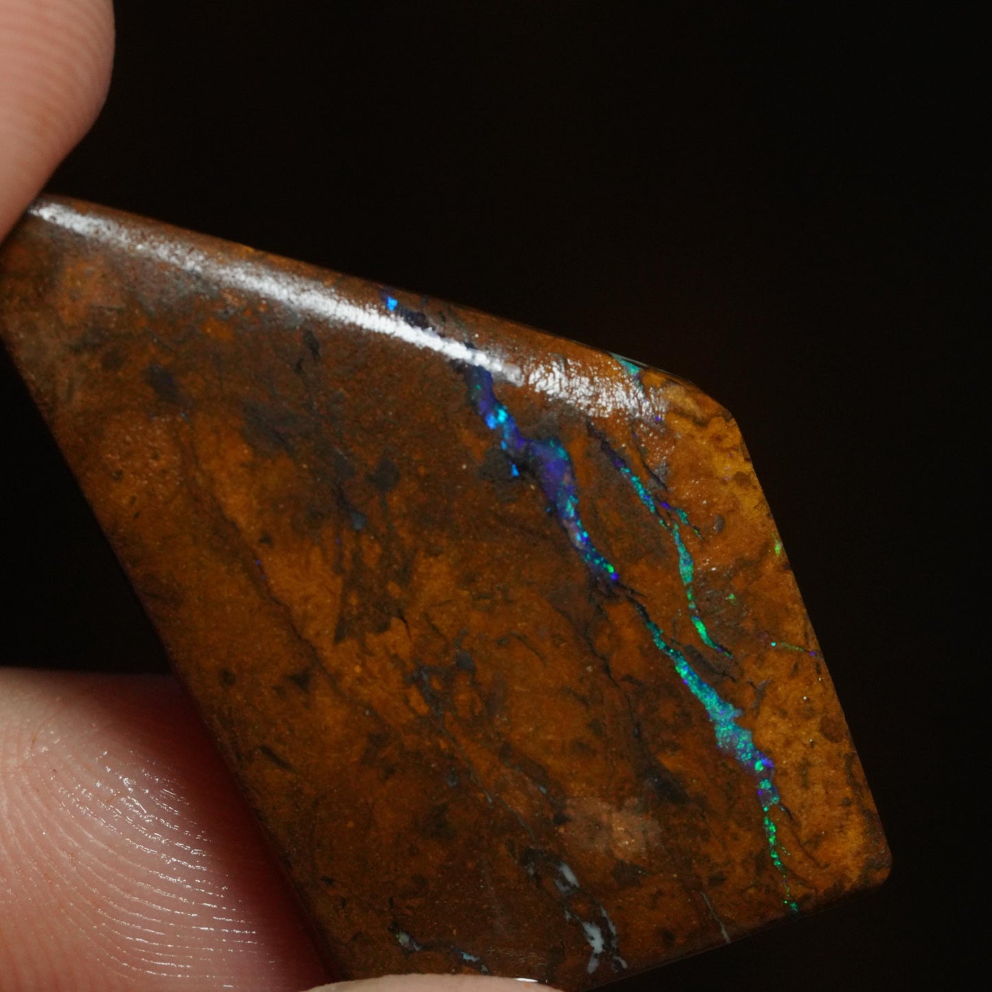 Boulder Opal Rub