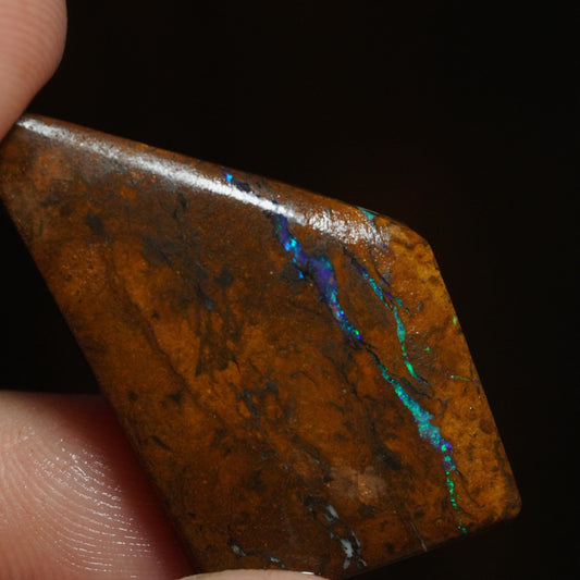 Boulder Opal Rub