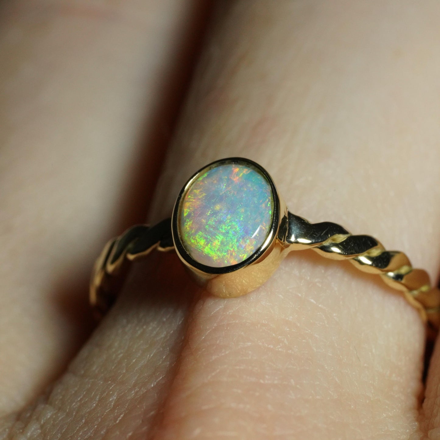Australian Opal Ring | Solid 14k Gold | Size 7