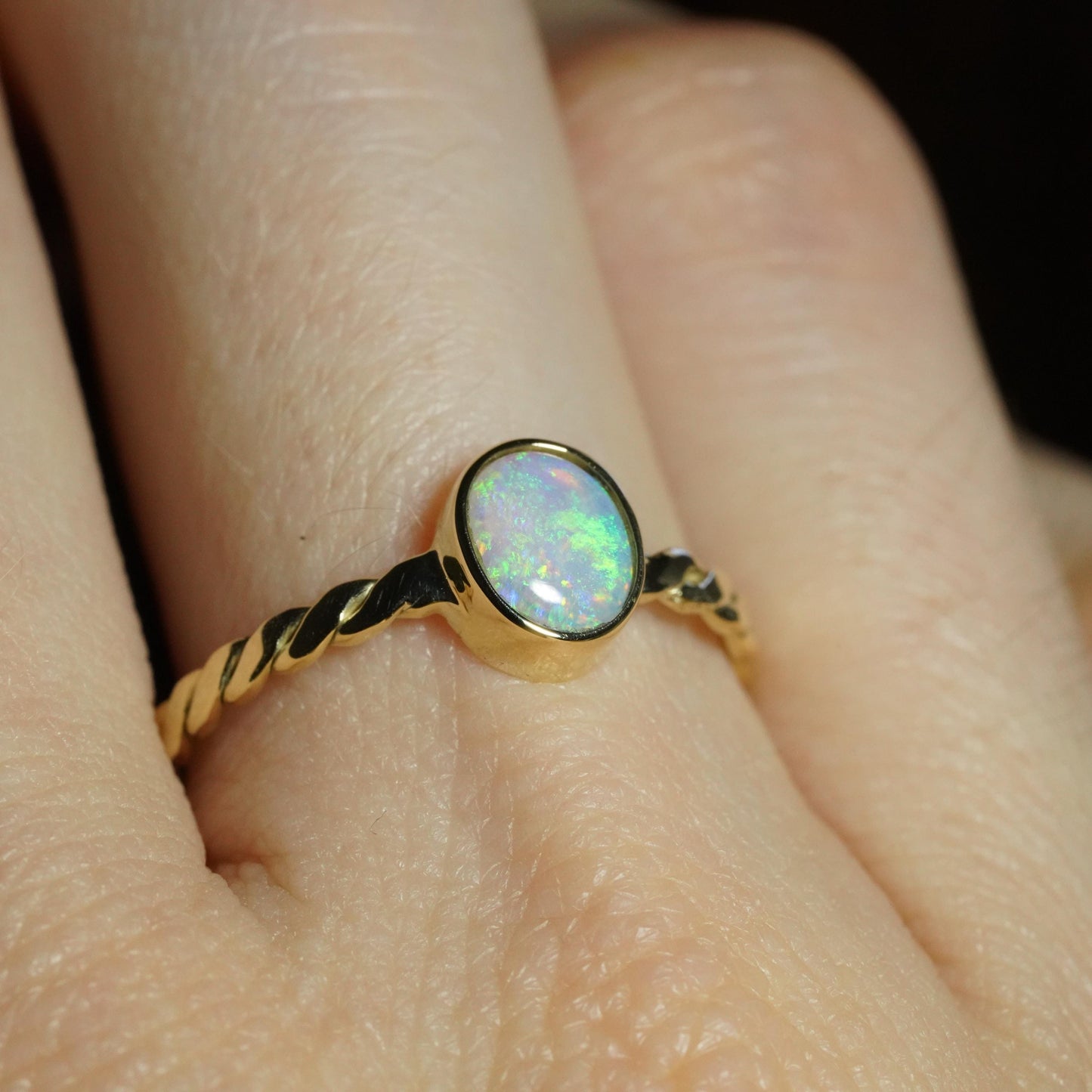 Australian Opal Ring | Solid 14k Gold | Size 7