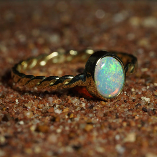 Australian Opal Ring | Solid 14k Gold | Size 7