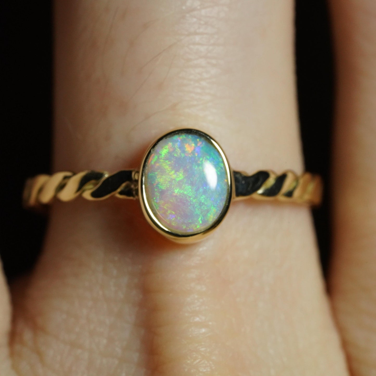Australian Opal Ring | Solid 14k Gold | Size 7
