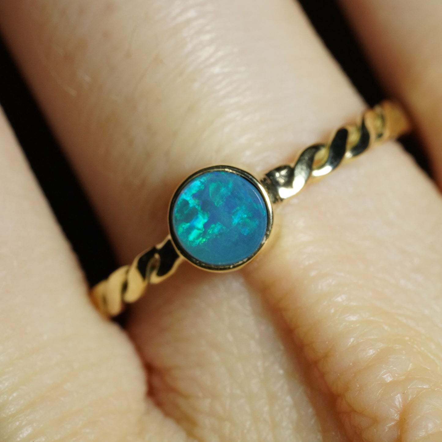Australian Opal Doublet Ring | Solid 14k Gold | Size 8