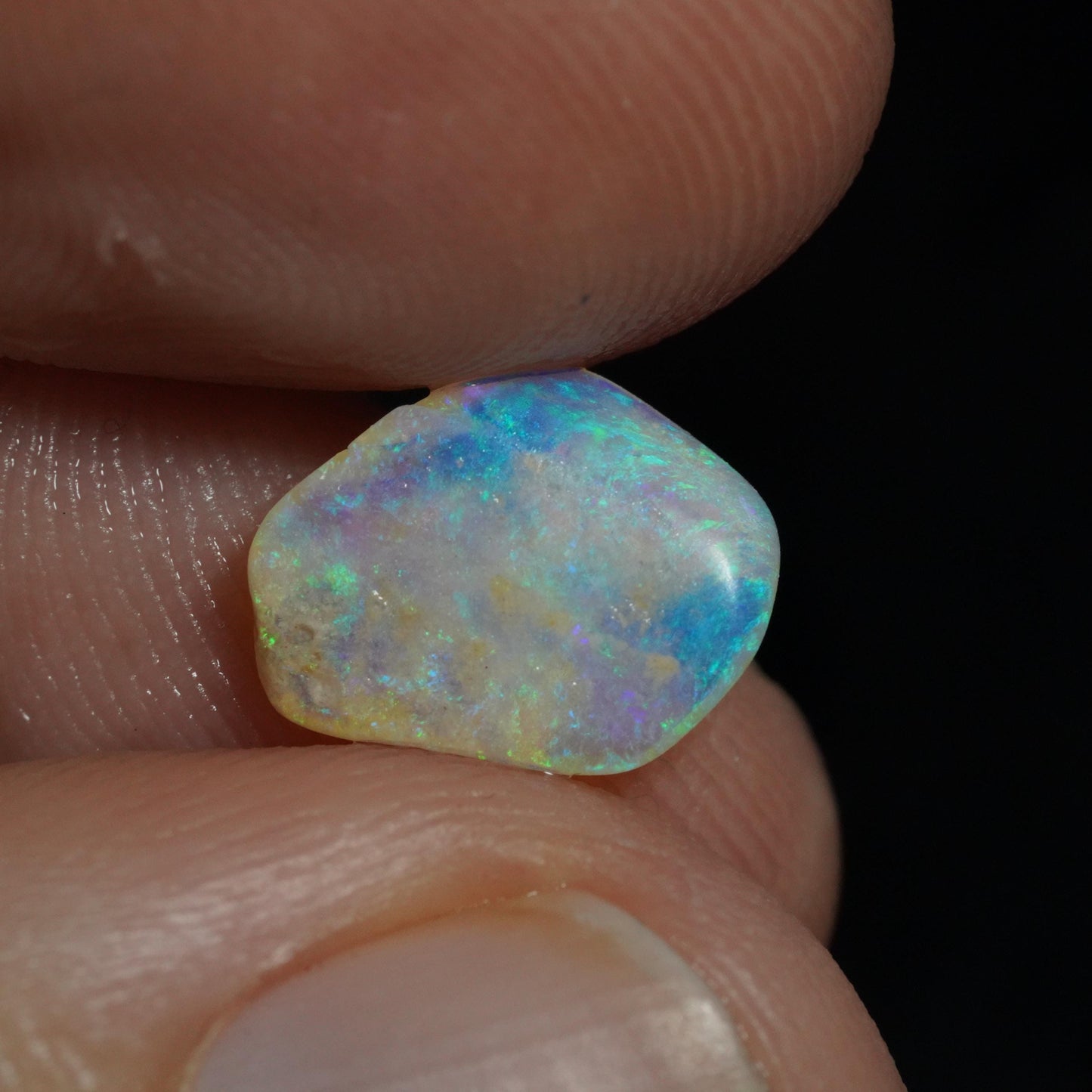 Small Australian Opal Rub