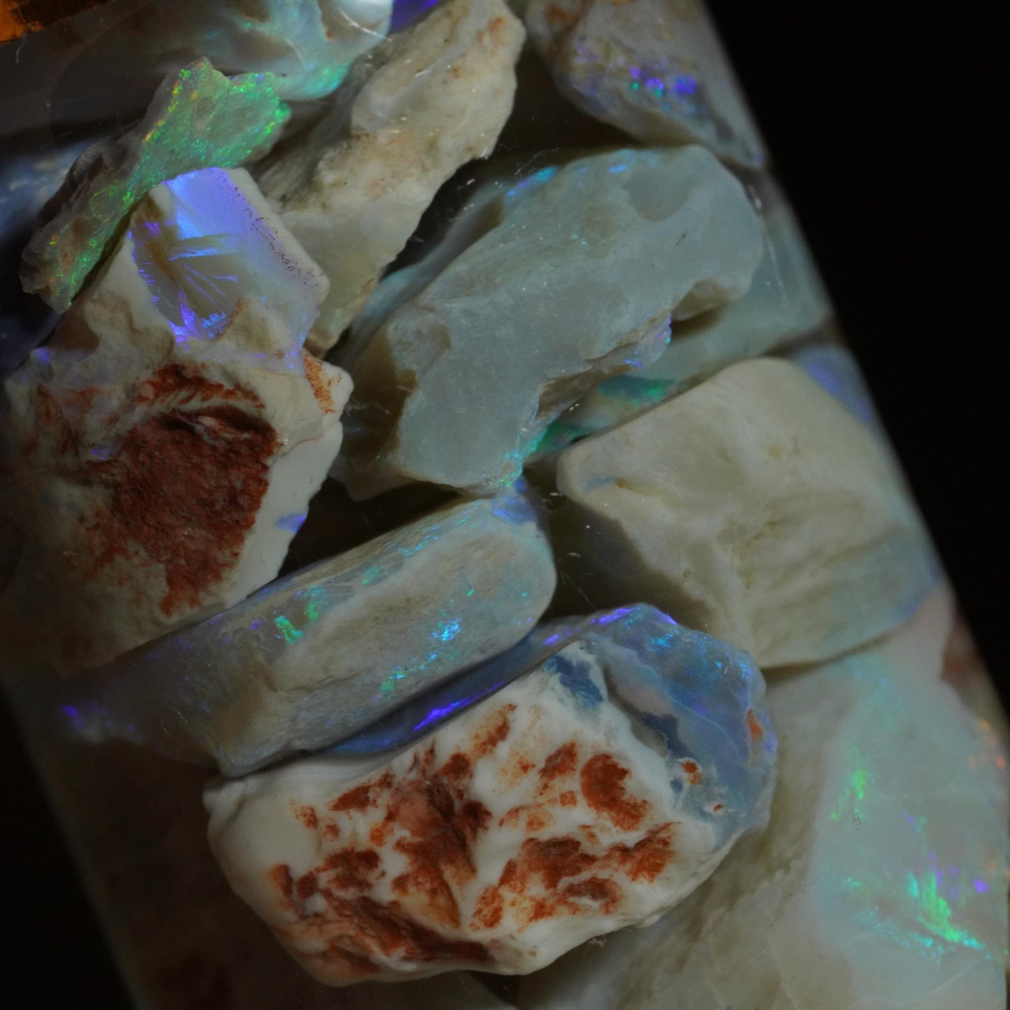 Lightning Ridge Opal Chips