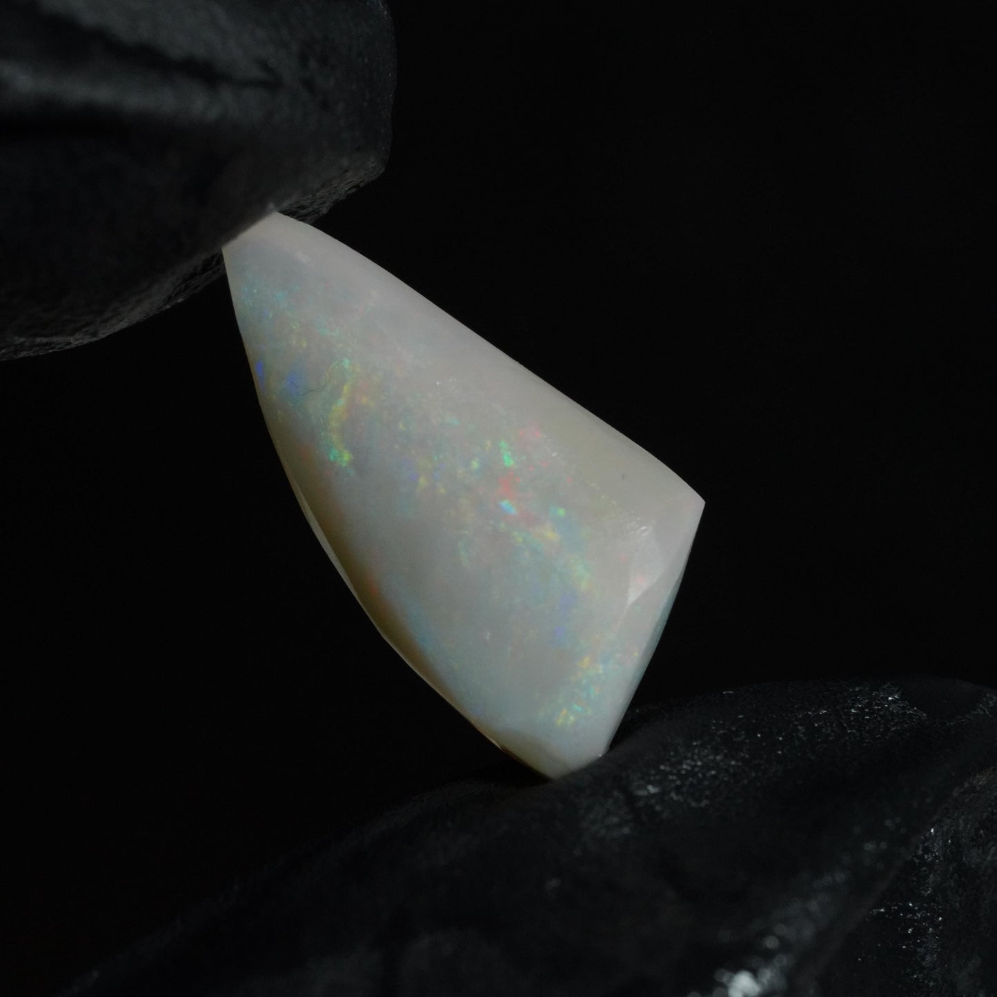 Australian Opal Rub