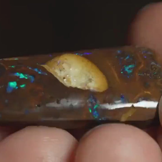 Boulder Opal Rub