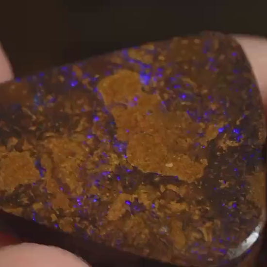 Boulder Opal Rub