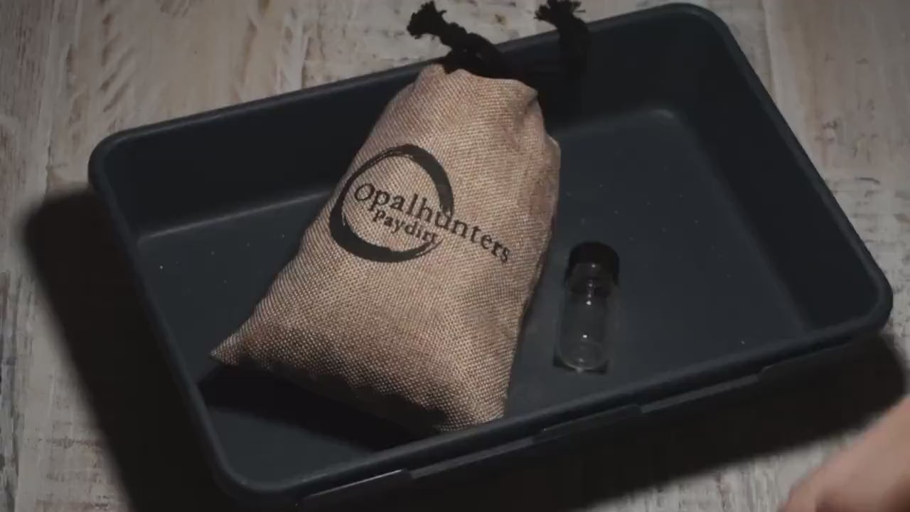 Opal Hunters Paydirt / Opal Paydirt