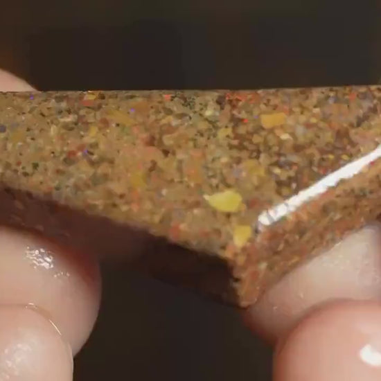 Boulder Opal Rub